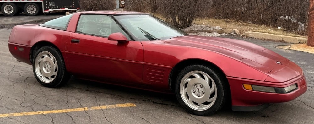 1994 Chevrolet Corvette: LT1 - 5.7L V8 Florida Car (1994 to 2025) 103k Miles Automatic Transmission Power Steering Power Brakes - 4 Wheel ABS Center Console Cruise Control Air Conditioning Steering Wheel - Tilt Dual Power