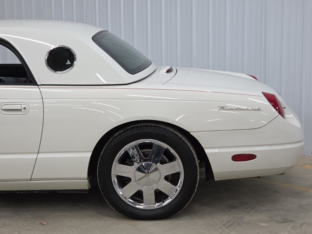 2003 Ford Thunderbird - 5