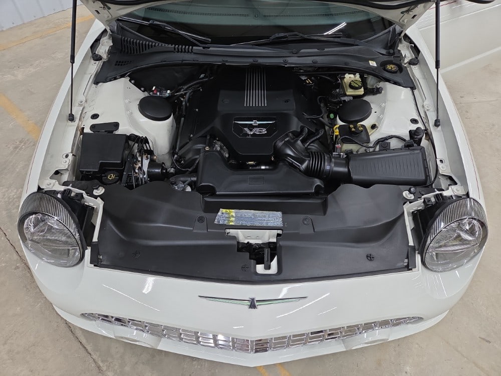 2003 Ford Thunderbird - 8