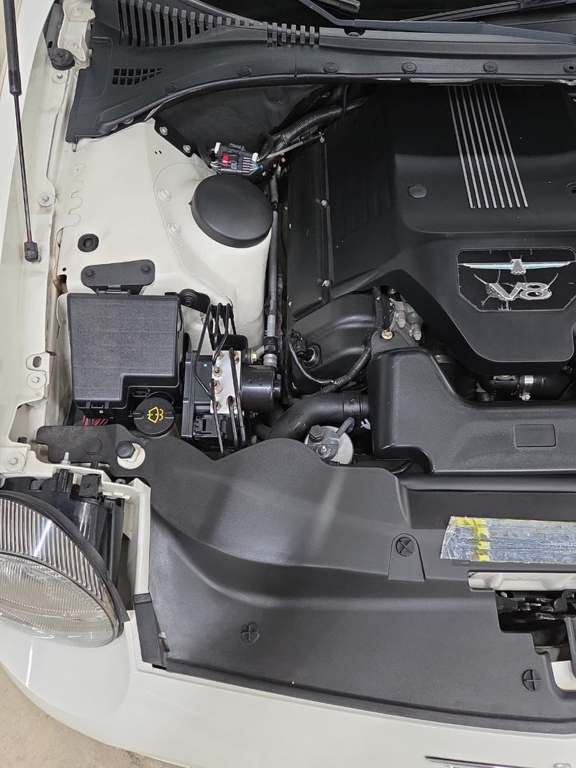 2003 Ford Thunderbird - 9