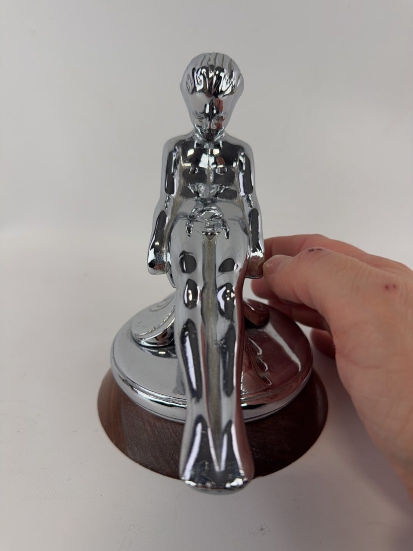 Packard Sliding Adonis Hood Mascot - 2