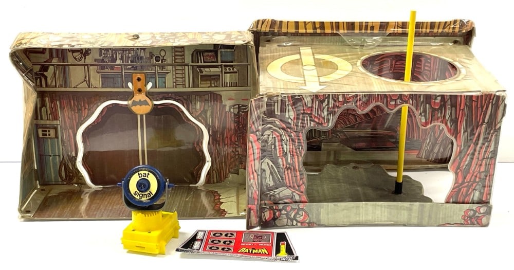 1974 Mego Batman Bat Cave Play Set: Update