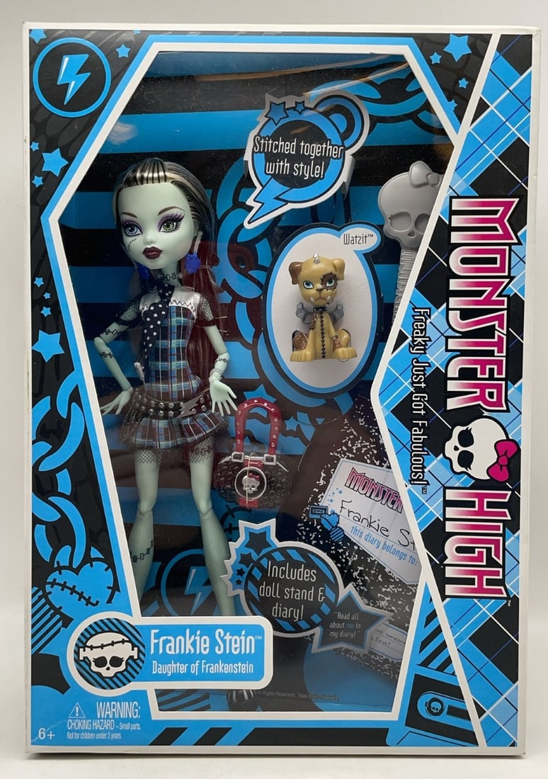 2009 Monster High Frankie Stein First Wave - Daughter of Frankenstein: The doll has never been removed from box. The box has wear on the edges and corners. There is a slight crease on the bottom front corner.