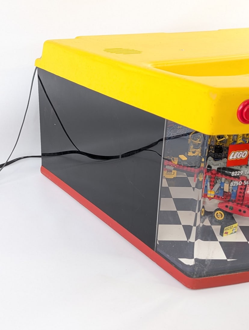 Lego Technic Lighted Store Display - 14