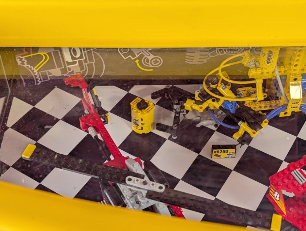 Lego Technic Lighted Store Display - 7