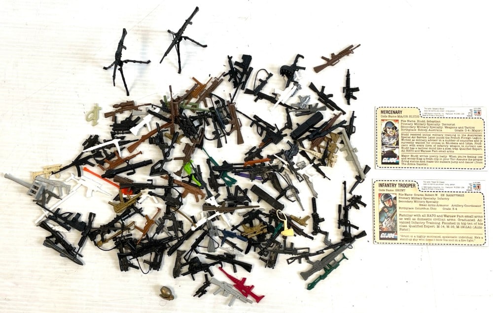 G.I. Joe Weapon Accessories and File Cards (1 of 9)