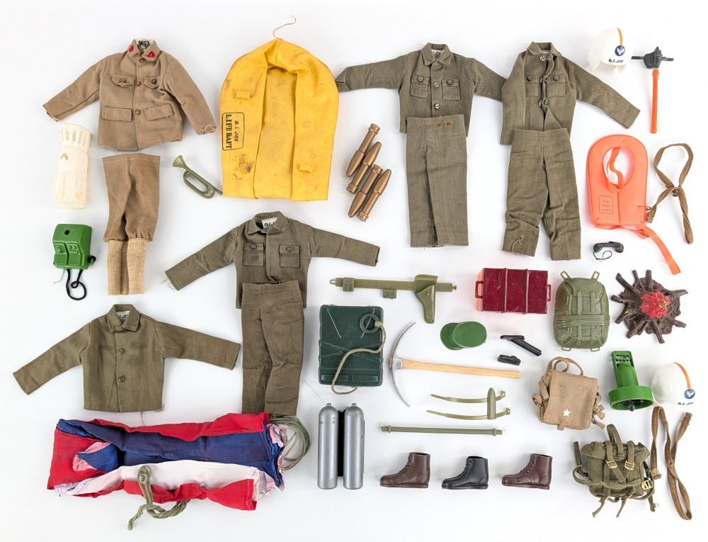 Vintage Hasbro GI Joe Accessories (1 of 9)