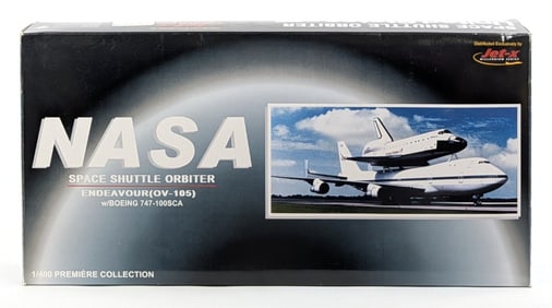 1/400 Dragon Wings NASA Space Shuttle Orbiter Endeavour (OV-105) w/ Boeing 747