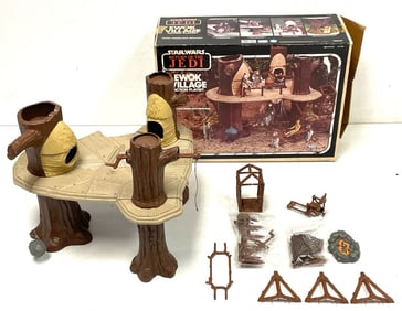 1983 Star Wars Ewok Village Action Play Set