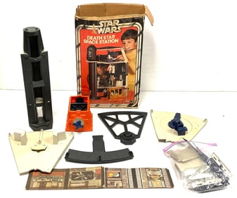 1977 Star Wars Death Star Space Station