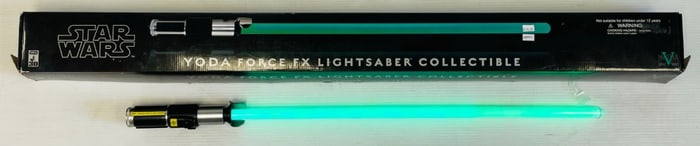 Star Wars Yoda Force FX Replica Lightsaber