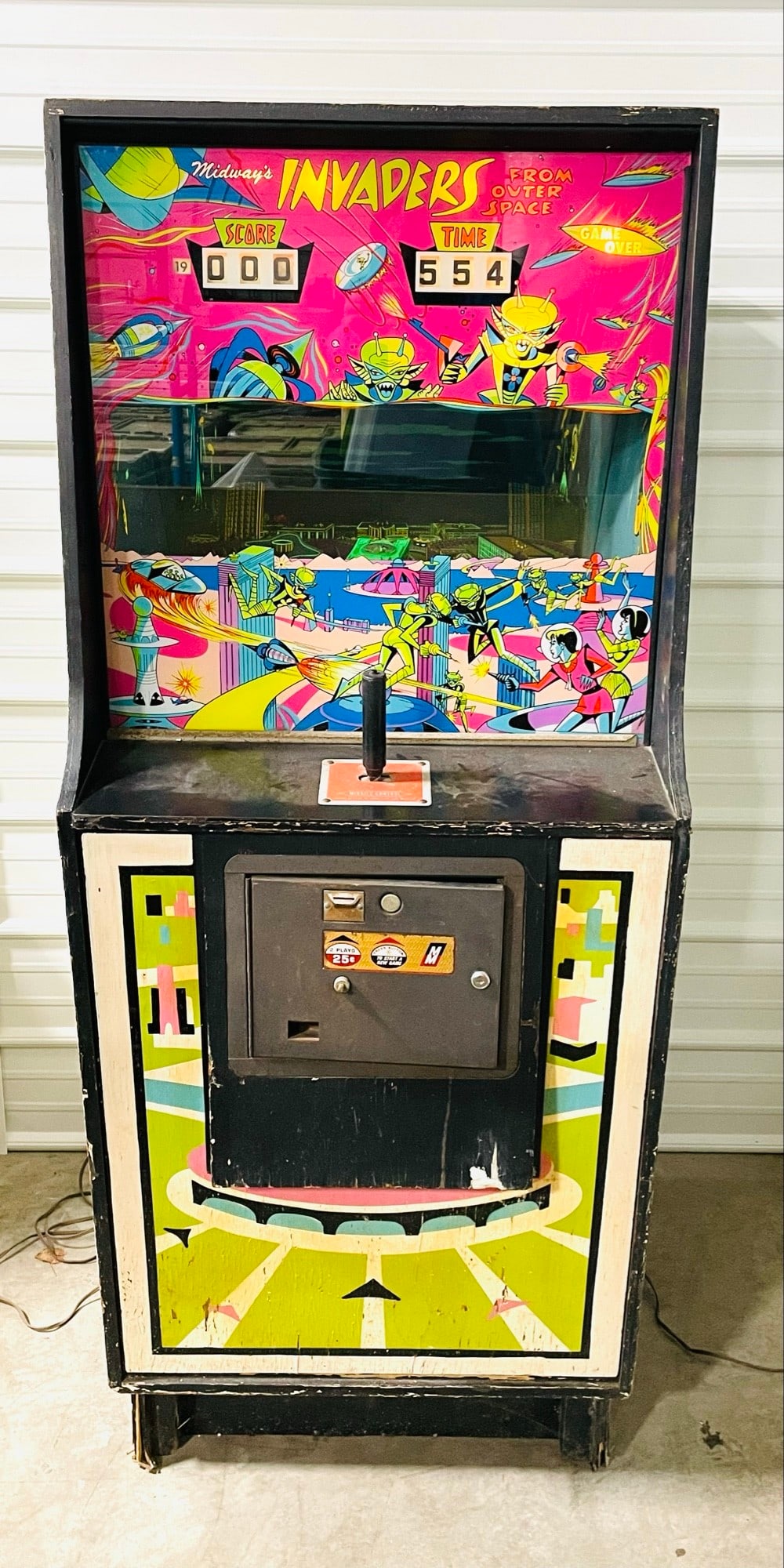 Vintage Midway?s Invaders From Outer Space Arcade Machine: Update