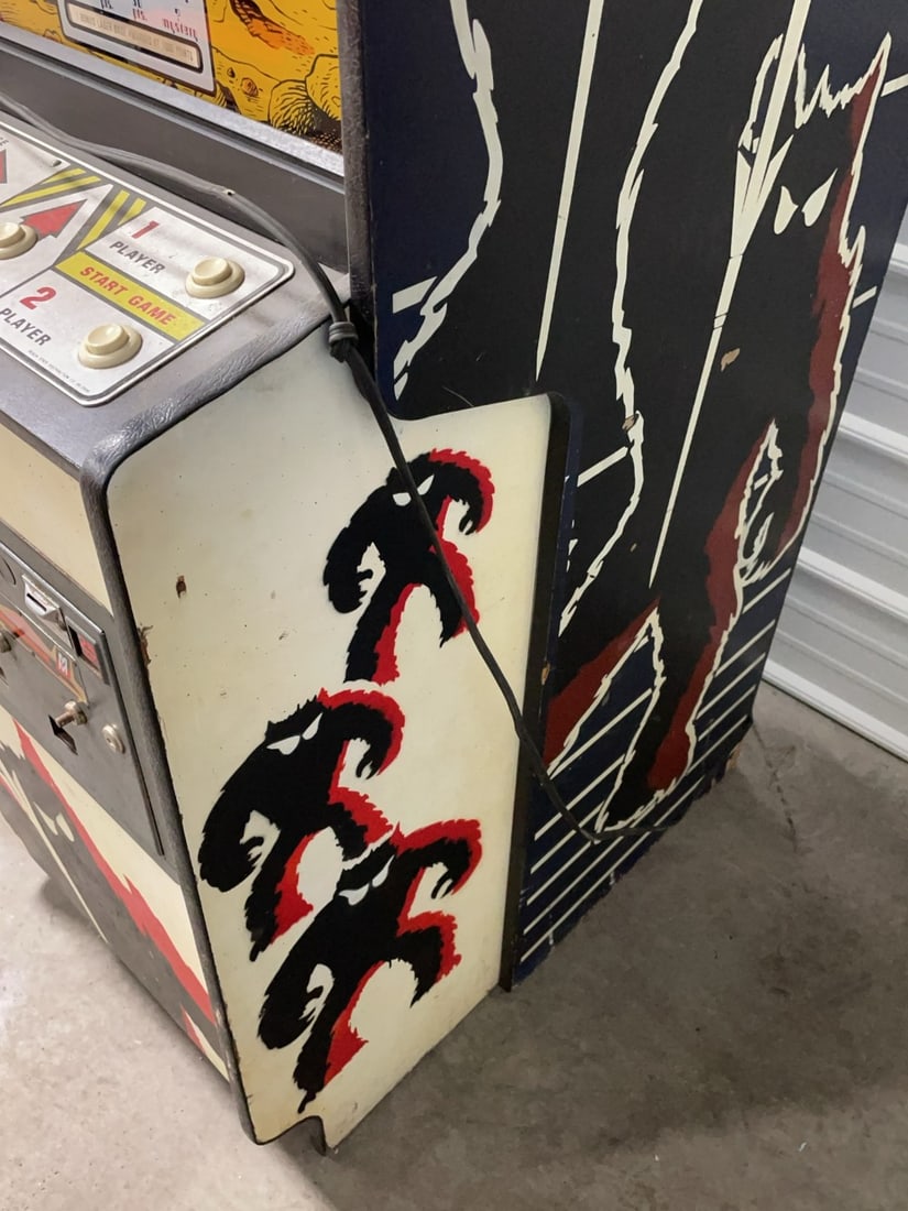 Vintage Midway?s Bally Space Invaders Arcade Machine - 14