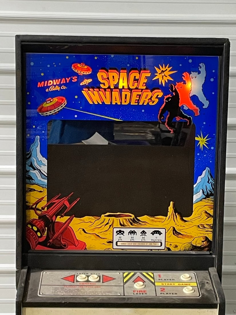 Vintage Midway?s Bally Space Invaders Arcade Machine - 2