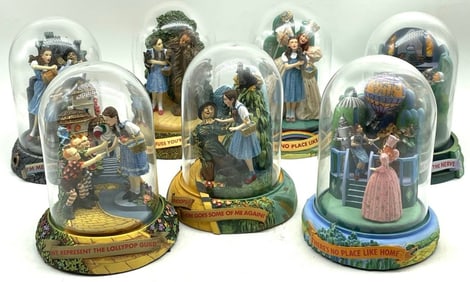 7 Wizard of Oz Turner Entertainment Limited Edition Domed Music Boxes