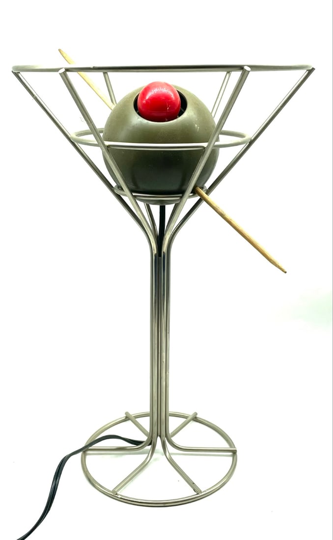 1993 Chrome David Krys Martini Olive Lamp: 1993 Chrome David Krys Martini Olive Lamp. Lamp Works and is in overall good condition. Measures 14 1/2