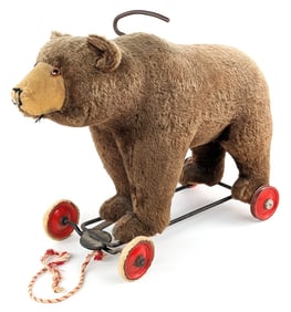 Vintage Steiff Ride On Bear w/ Wheels
