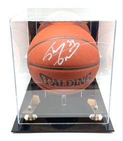 Shaquille O?Neal Signed Spalding Basketball