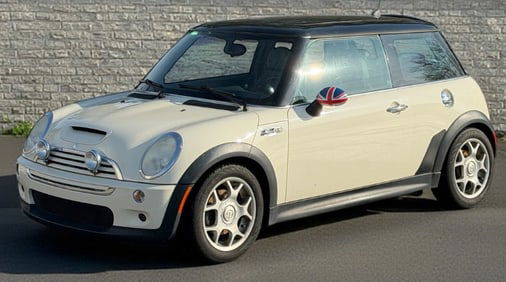 2006 Mini Cooper S 2-Door Hatchback