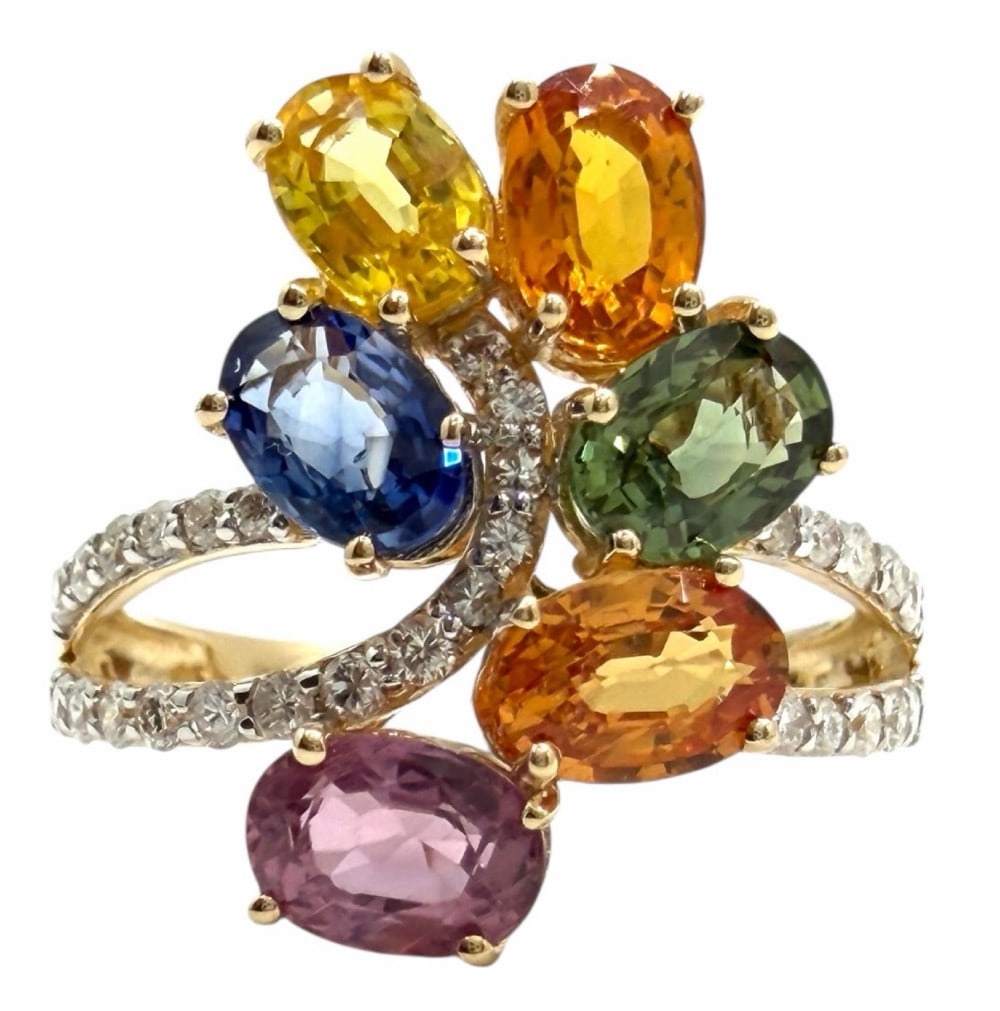 14K Yellow Gold 4.16ctw Lady's Diamond and Multi Color Sapphire Ring: 14K Yellow Gold 4.16ctw Lady's Diamond And Multi Color Sapphire Ring. A oval 3.85cts all natural sapphire set in prongs setting style. Round 0.31ct brilliant cut diamond accents around the center sapp