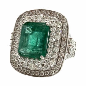 Platinum Emerald and Diamond 5.04ctw Ring
