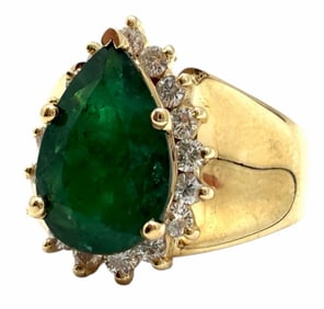 14K Yellow Gold 3.27ctw Emerald and Diamond Ring