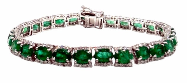 Platinum 15.33ctw Emerald & Diamond Bracelet