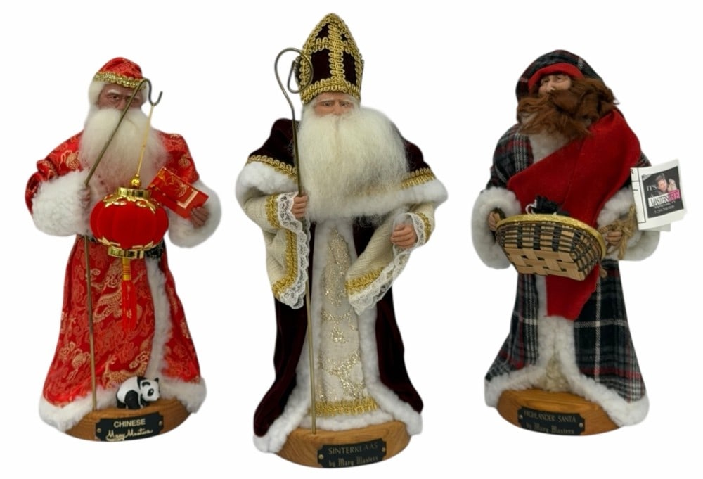 Local Artist Mary Masters, Sinterklaas, Highlander Santa, & Chinese Santa: Local Artist Mary Masters, Sinterklaas, Highlander Santa, & Chinese Santa. This lot contains a Mary Masters Sinterklaas (Santa). Sinterklaas originates from Saint Nicholas of Myra, a 4th-century bisho