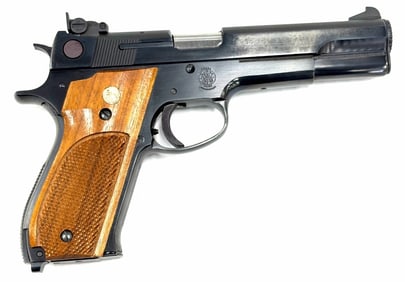 Smith & Wesson Model 52-2 .38 Special Semi-Automatic Pistol in Display Case