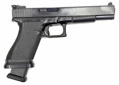 Glock Model 17L ..9mm Semi-Automatic Pistol in Case