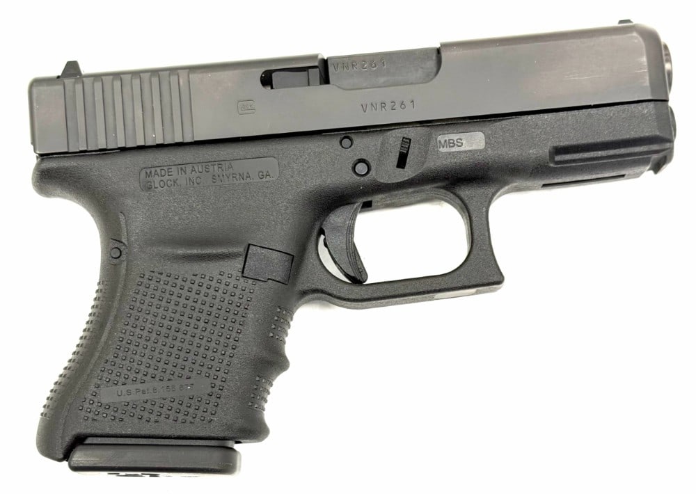 Glock 29 Gen 4 .10mm Semi Automatic Pistol in Case.: Glock 29 Gen 4 .10mm Semi Automatic Pistol in Case.? The Glock 29 Gen 4 .10mm pistol is in very nice used condition.? Barrel measures 3 3/4 inches in length.? Action is tight.? The black frame is in n