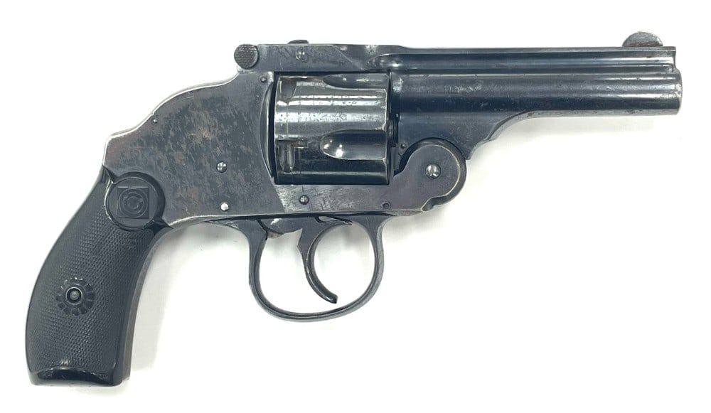 Harrington & Richardson Top Break .38 S&W Revolver: Harrington & Richardson Top Break .38 S&W Revolver.? The Harrington & Richardson top break revolver is in used condition.? Barrel measures 3 1/8 inches in length.? The blued finish thin in areas with