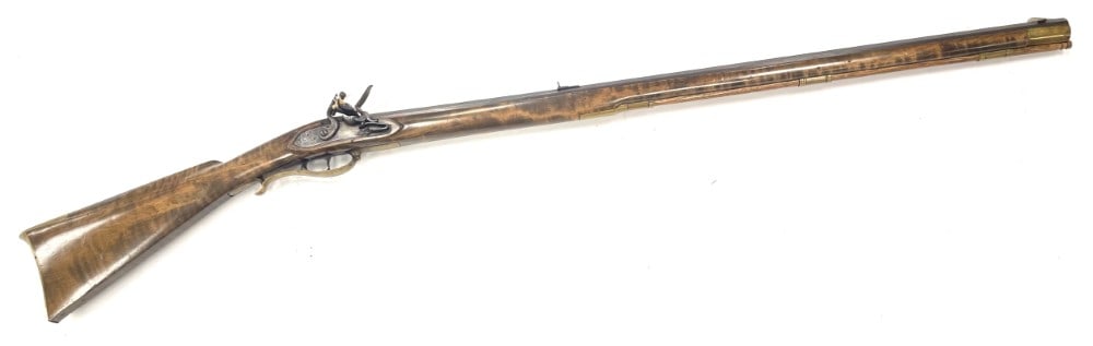 Flintlock .45 Caliber Black Powder Kentucky Long Rifle: Flintlock .45 Caliber Black Powder Kentucky Long Rifle .? The Flintlock 45 caliber Kentucky long rifle is in nice used condition.? The heavy octagon barrel measures 34 inches in length.? Barrel is? ma