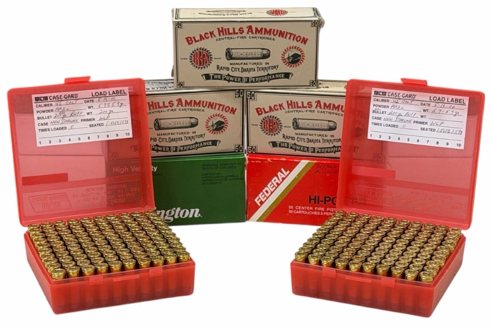 440 Reloaded Remington, Federal, Black Hills & RNFP .45 Colt Ammo: 440 Reloaded Remington, Federal, Black Hills & RNFP .45 Colt Ammo.? 3 boxes of Black hills 45 Colt 250 grain.1 box of Federal 45 Colt 225 grain. 1 box of Remington 45 Colt 225 grain.? 2 boxes of RNFP?