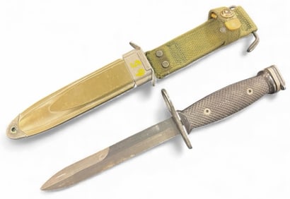 Vietnam Era U.S. M7 Bayonet in U.S. M8A Sheath