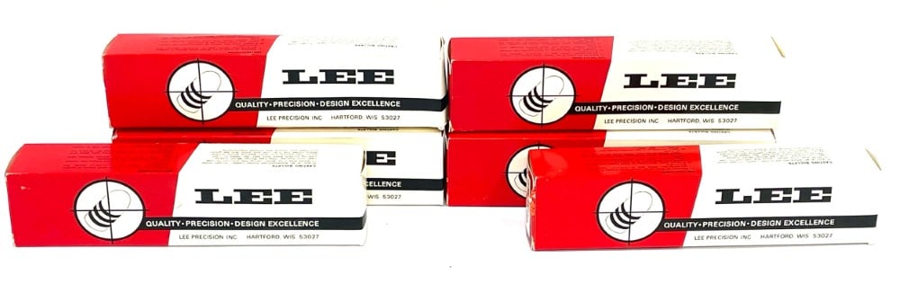 Quantity of 6 New in Box Lee Bullet Molds: Quantity of 6 New in Box Lee Bullet Molds. Molds are Double Cavity .410/175, .410/210, .490/176, .490/320, .495/182, .58cal/440