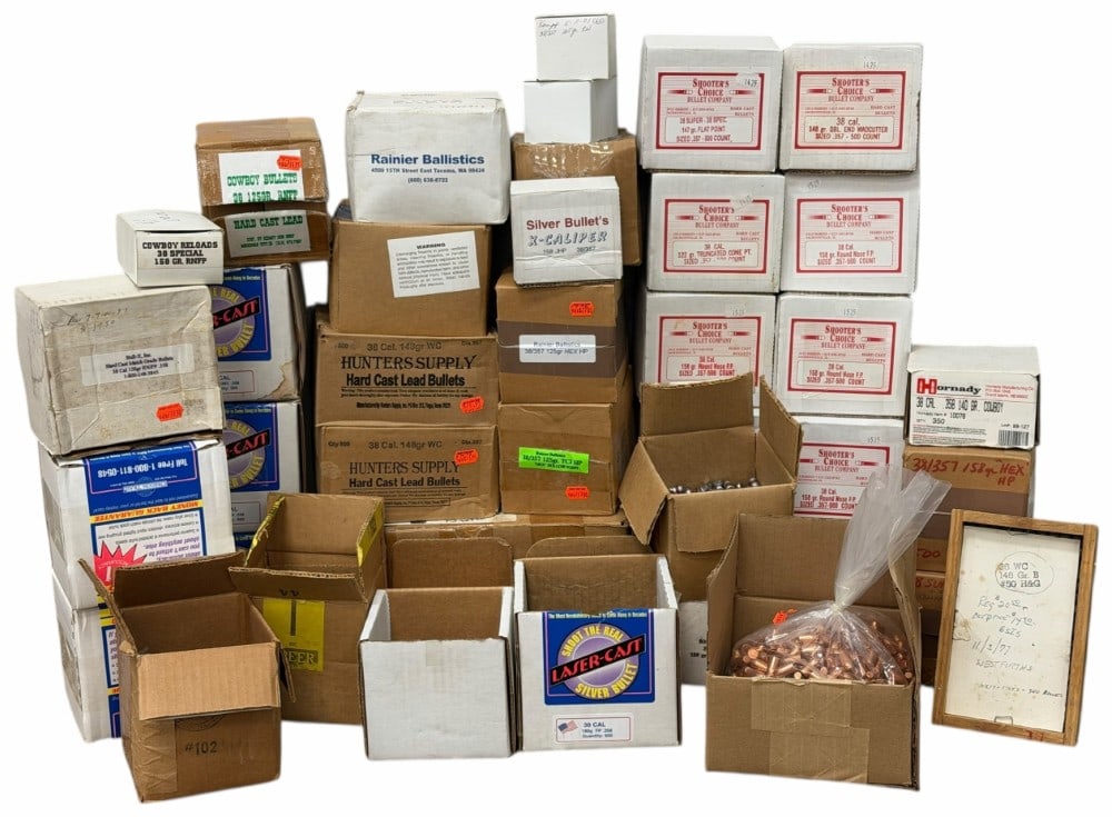 Large Lot of 38 Cal. Reloading Bullets in Various Brands (1 of 11)