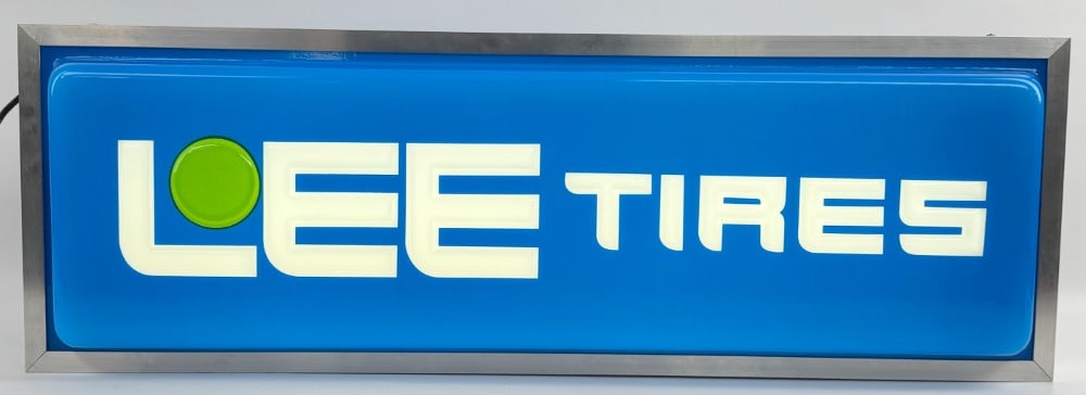 3ft Vintage 2-Sided Lee Tires Lighted Embossed Advertising Sign (1 of 11)