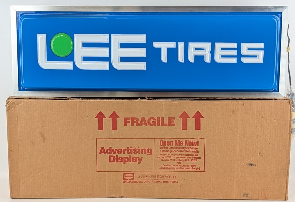 3ft NOS Vintage Lee Tires Embossed Lighted Lexan 2-Sided Sign In Box: Original vintage new old stock Lee Tires double sided embossed lexan advertising sign by Dualite in original shipping box. Appears to be in very nice new old stock condition with light wear from age a