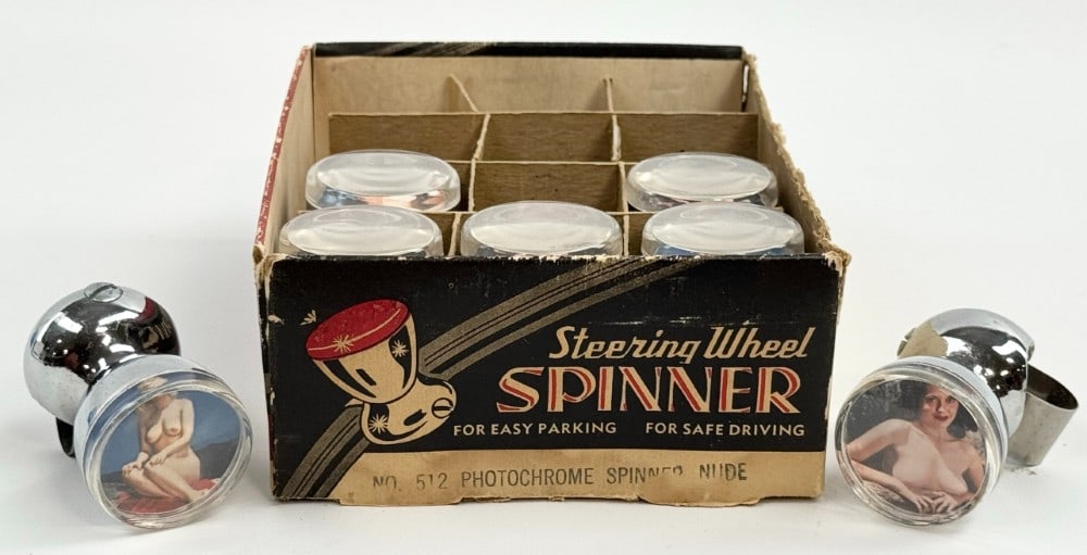 (7) NOS Nude Pinup Steering Wheel Spinners In Box Brodie Knobs / Suicide Knob Photochrome (1 of 14)