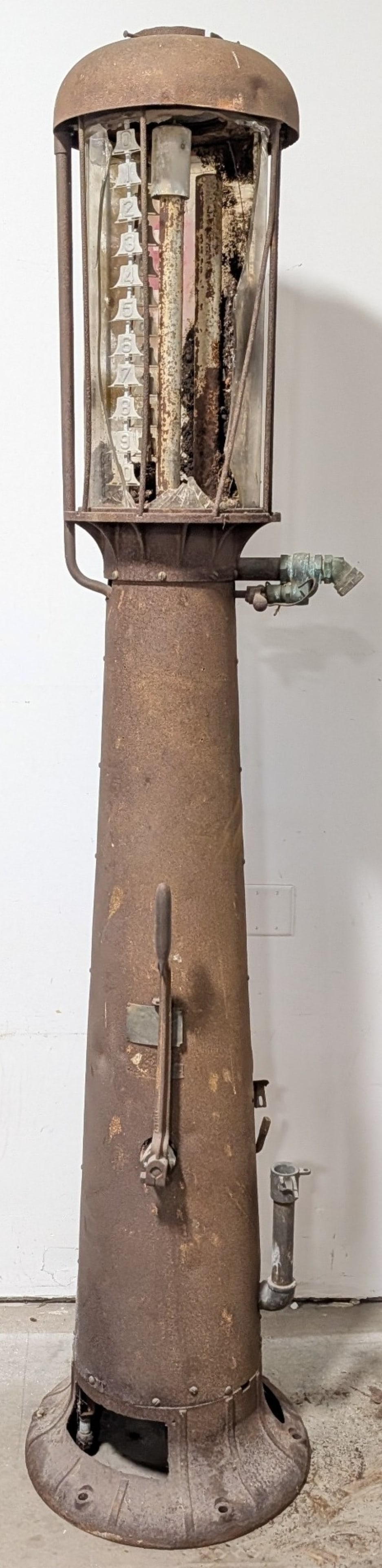 Unrestored Wayne No.515 10 Gallon Visible Gas Pump (1 of 15)