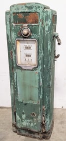 Unrestored Wayne Model 70 Gas Pump