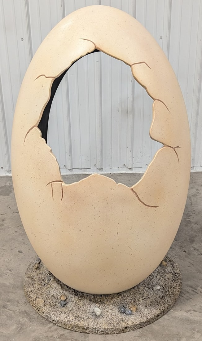 4ft Giant Jurassic Dinosaur Egg Photo Op / Fiberglass / Jurassic Park (1 of 10)