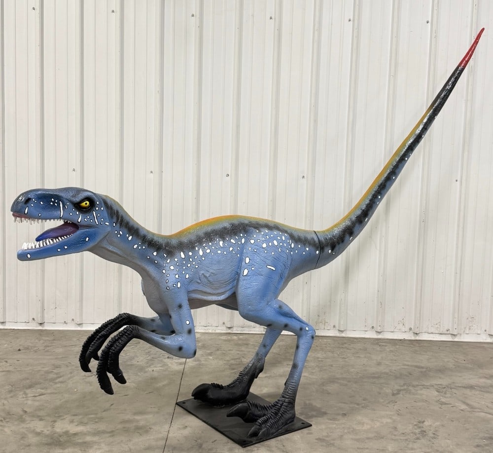 8ft Life Size Fiberglass Deinonychus Dinosaur Fiberglass Statue (1 of 20)