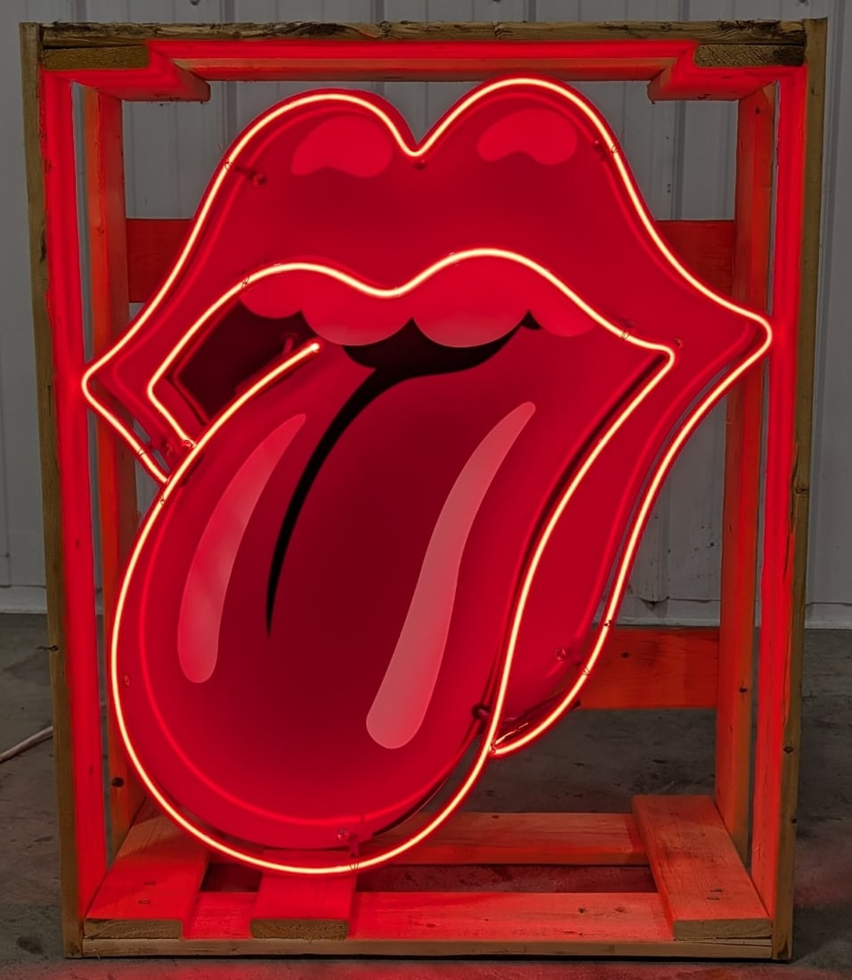 Custom Rolling Stones Neon Sign / Rock & Roll / Music Store (1 of 5)