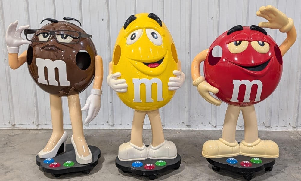 Set Of 3 Life Size M&Ms Figural Store Displays (1 of 13)