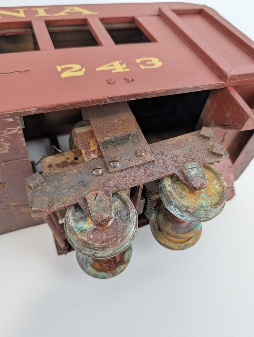 Large 31in Vintage Folk Art Pennsylvania Railroad Powered Train Car - 11