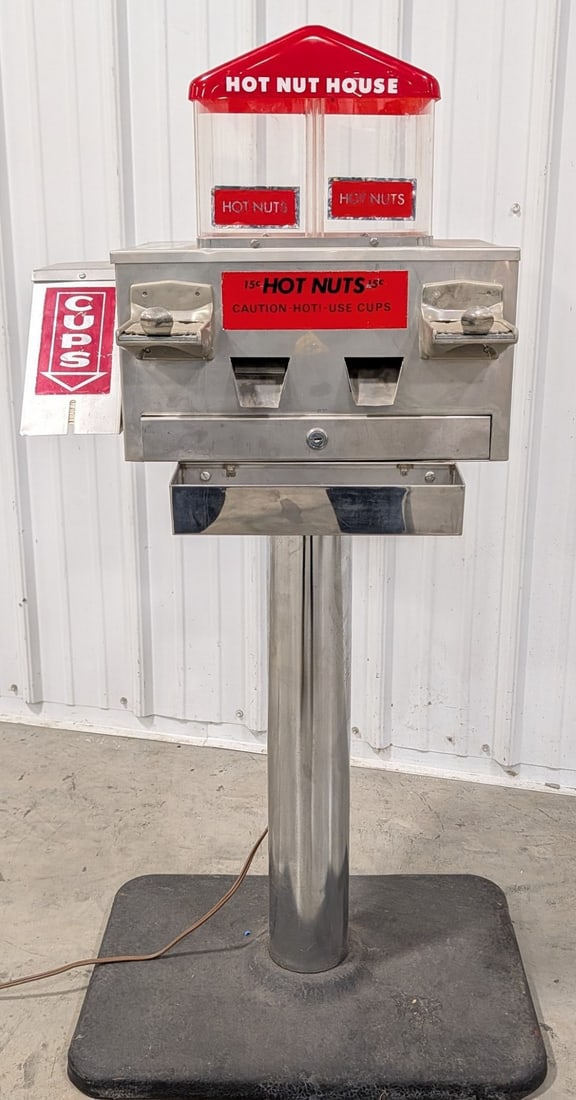 Vintage Hot Nuts 15? Coin Op Vending Machine (1 of 8)