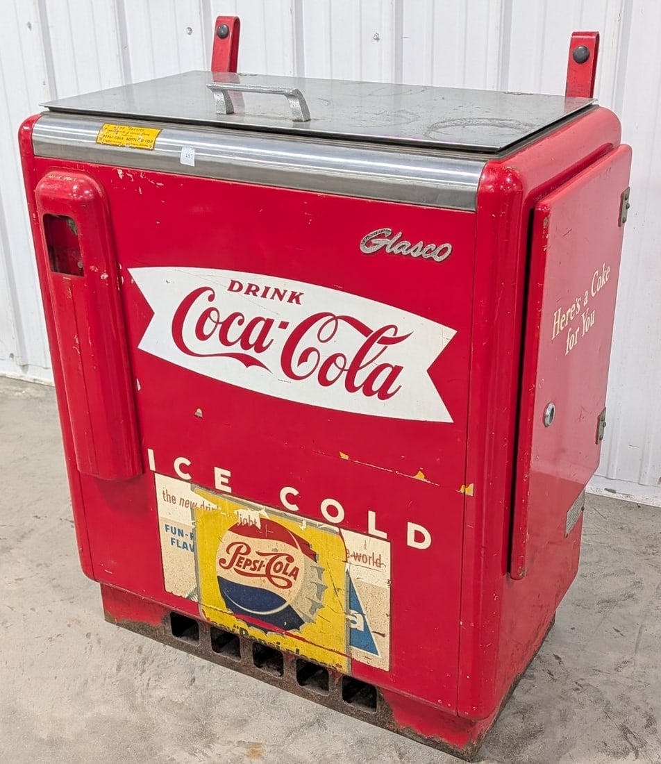 Vintage Coca-Cola Glasco GBV-50 Vending Machine: Vintage Coca-Cola Glasco GBV-50 Vending Machine. Original unrestored condition with paint loss, rust, added stickers / decals, and other wear from use and age. Will need mechanical work.Missing keys.