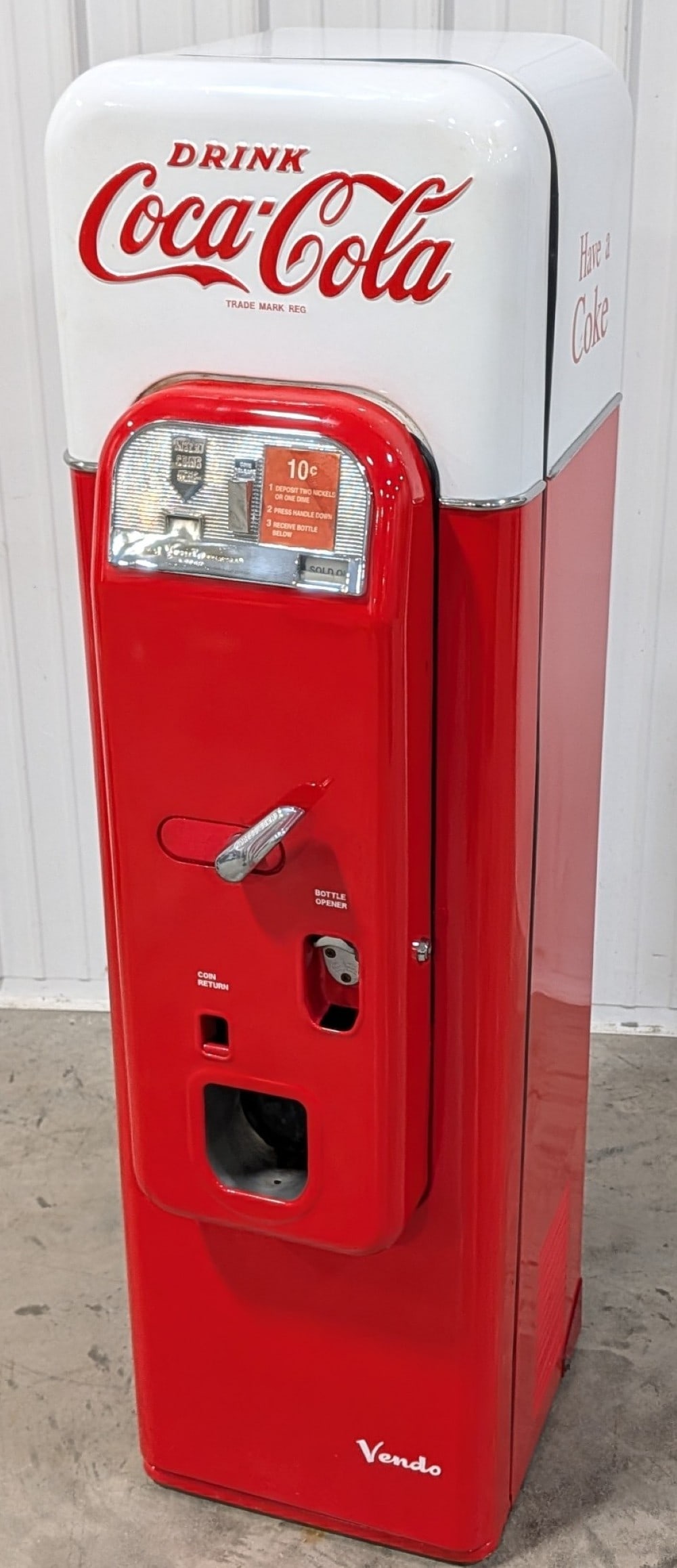 Restored Coca-Cola Vendo 44 Vending Machine (1 of 17)